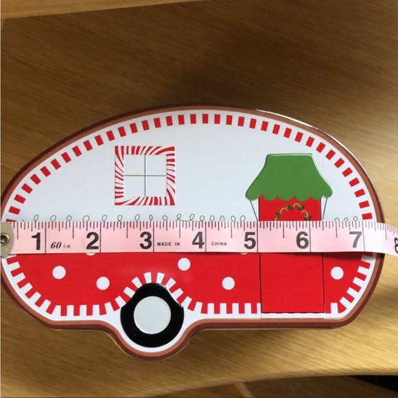 (9) NWT CHRISTMAS tins - Picture 3 of 10